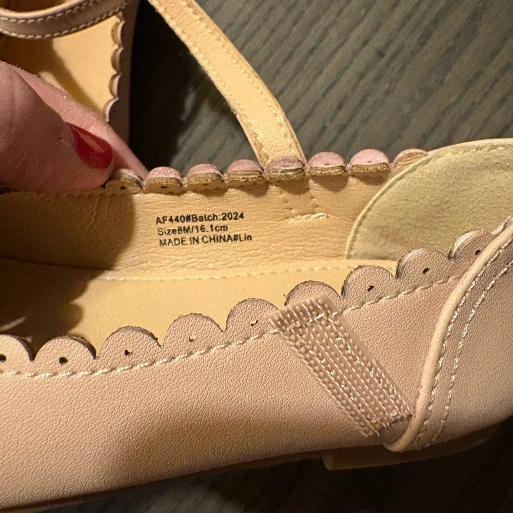 Thee Bron Girls' Mary Jane Dress Shoes - light pink/nude